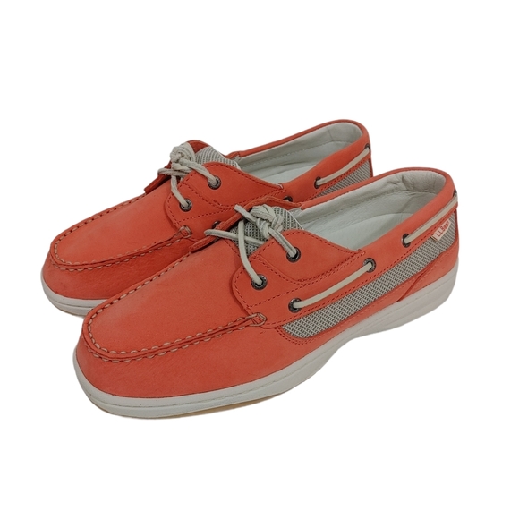 L.L. Bean Shoes - L.L. Bean Size 9.5 Wide Leather Boat Shoe Loafers